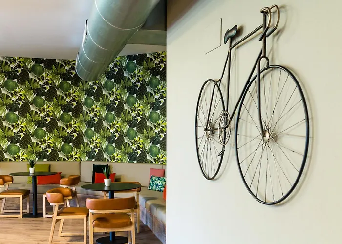Intelier Orange Hotel