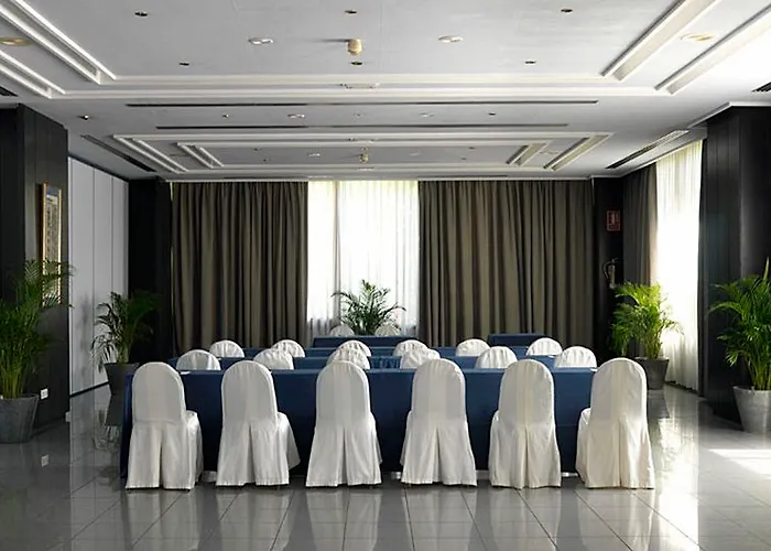 Hotel Intelier Orange