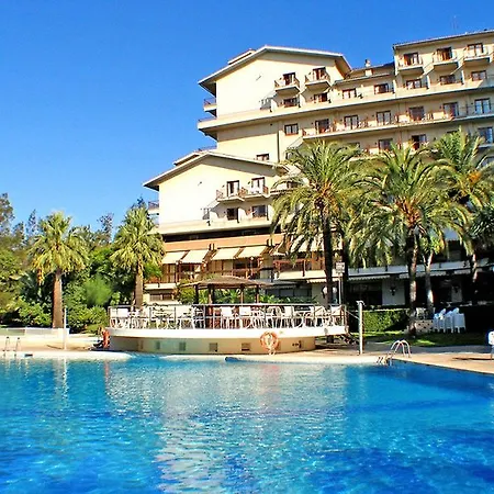 Intelier Orange Hotel 4*