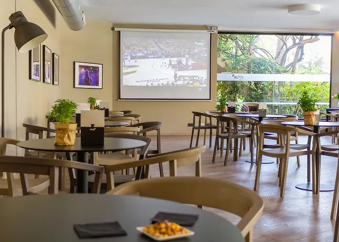 Hotel Intelier Orange