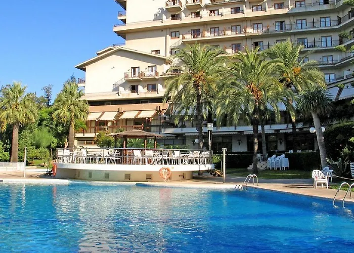 Intelier Orange Szálloda 4*