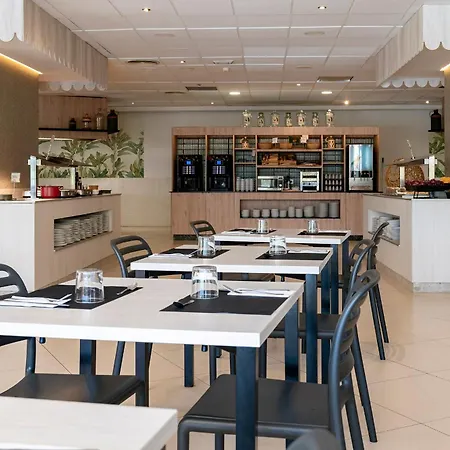 Intelier Orange Hotel 4*