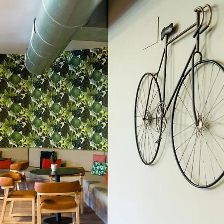 Intelier Orange Hotel