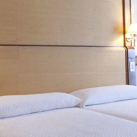 Hotel Intelier Orange