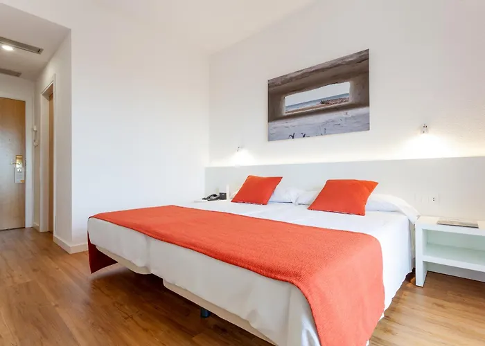 Intelier Orange 4* Benicàssim